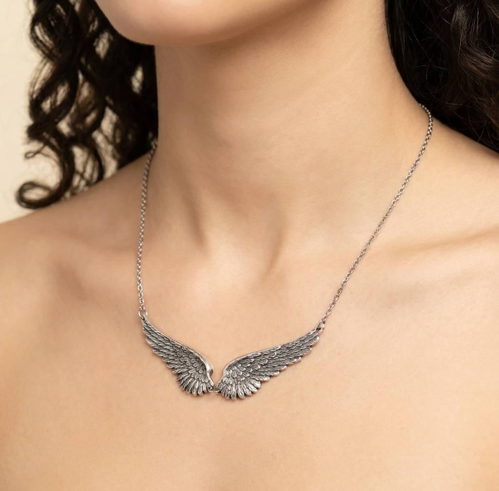 Retro Angel Wing Necklace